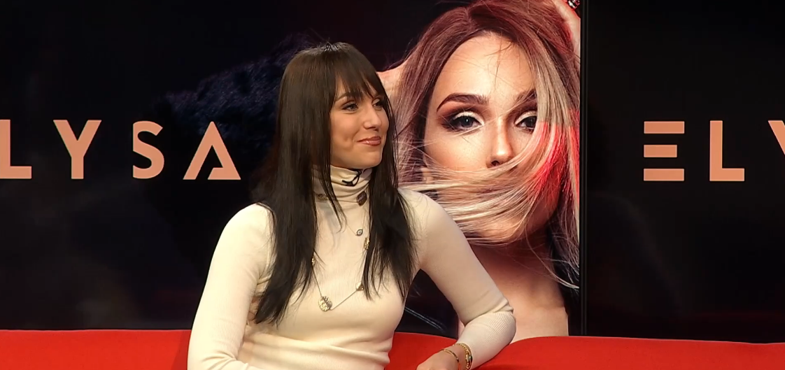 Elysa Eesti Laulul osalev Elysa on privaatpeol pidutsenud koos Jennifer ...