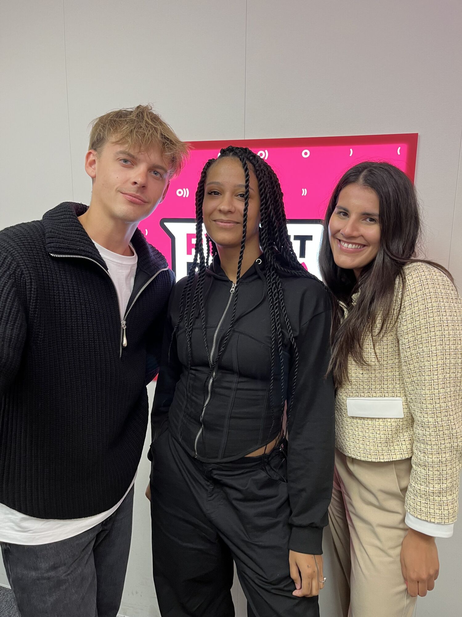 Yasmyn Power Hit Radio hommikuprogrammis