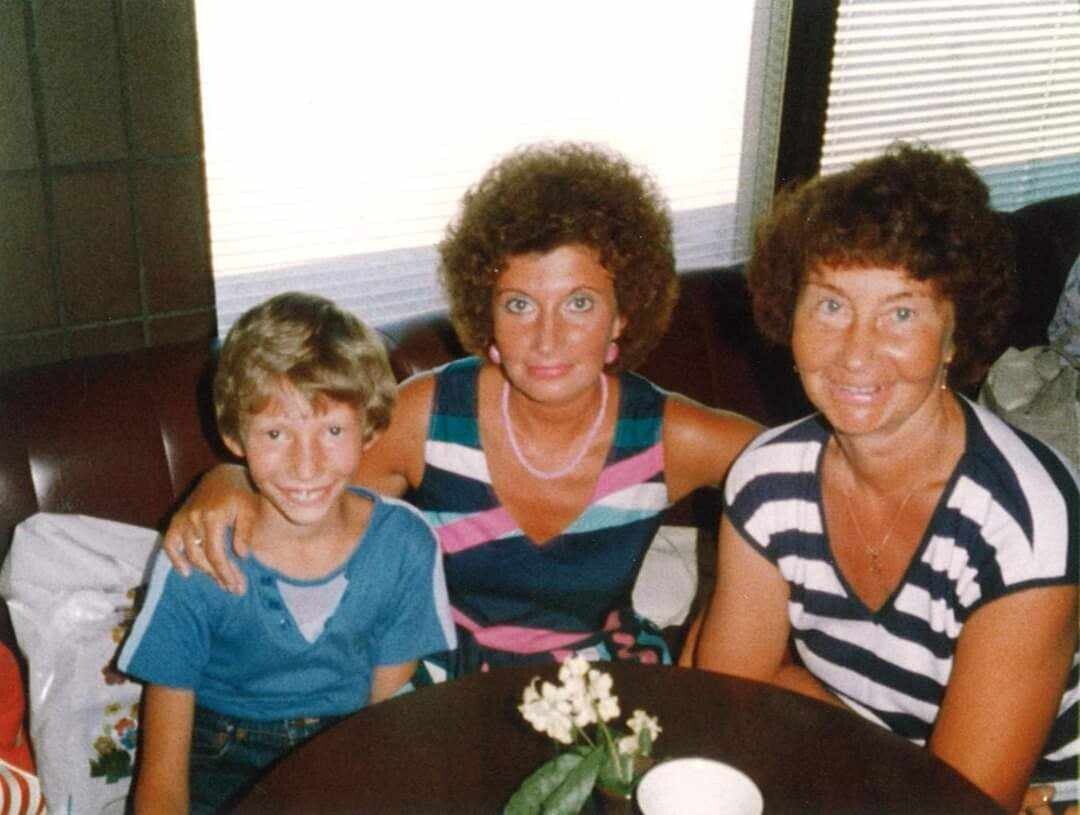 Marco tädi ja vanemaga 1985