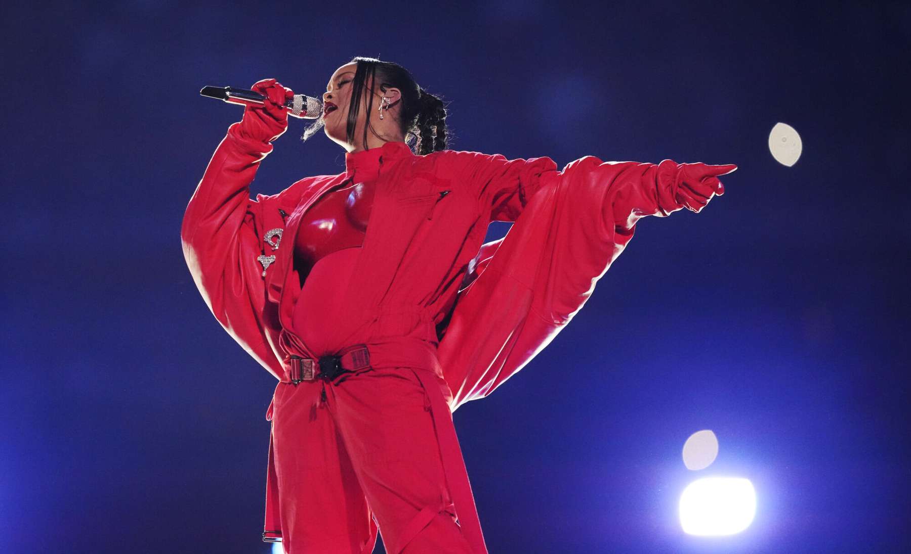 Rihanna teatas, et on jäänud taas lapseootele!