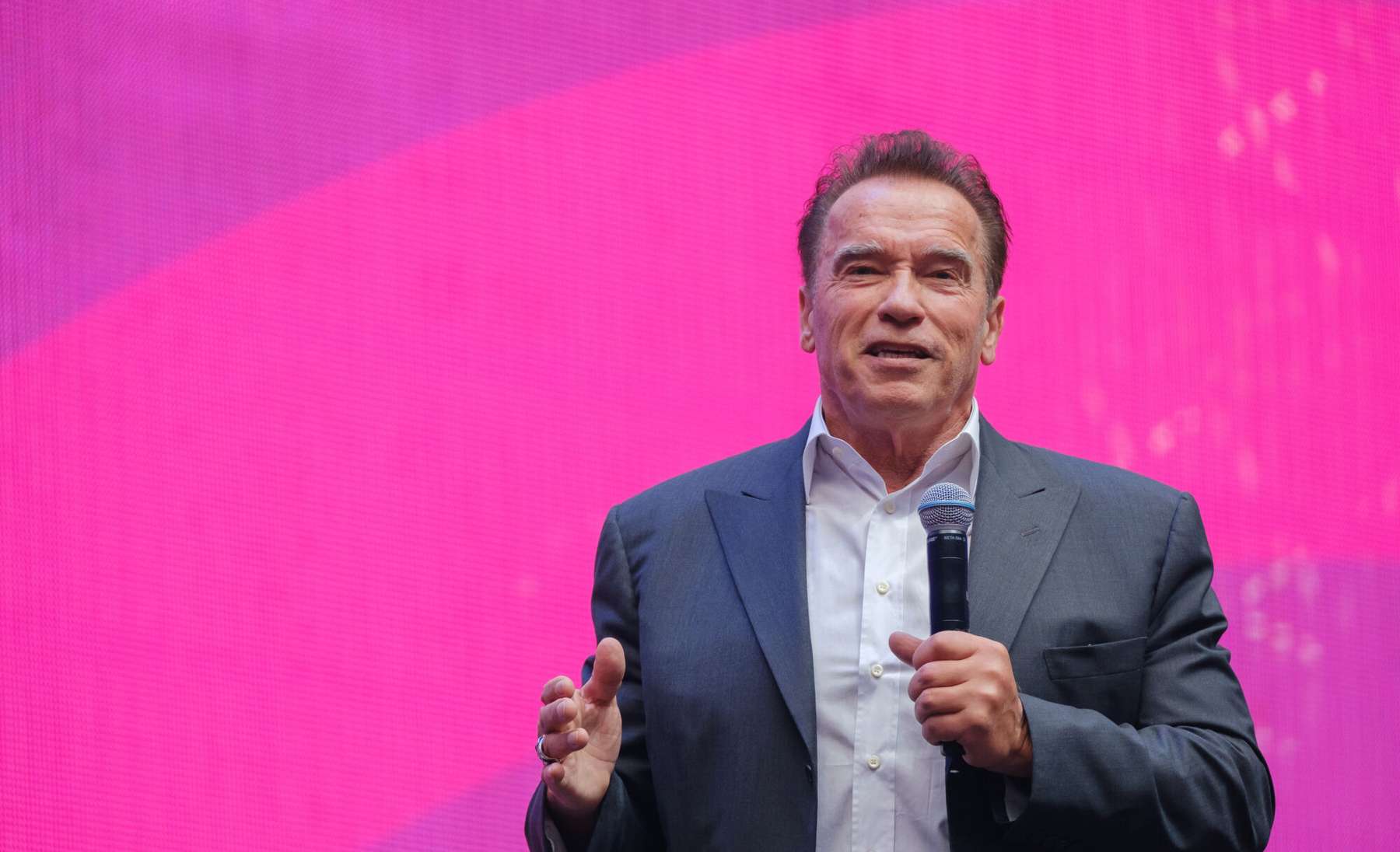 Arnold Schwarzenegger