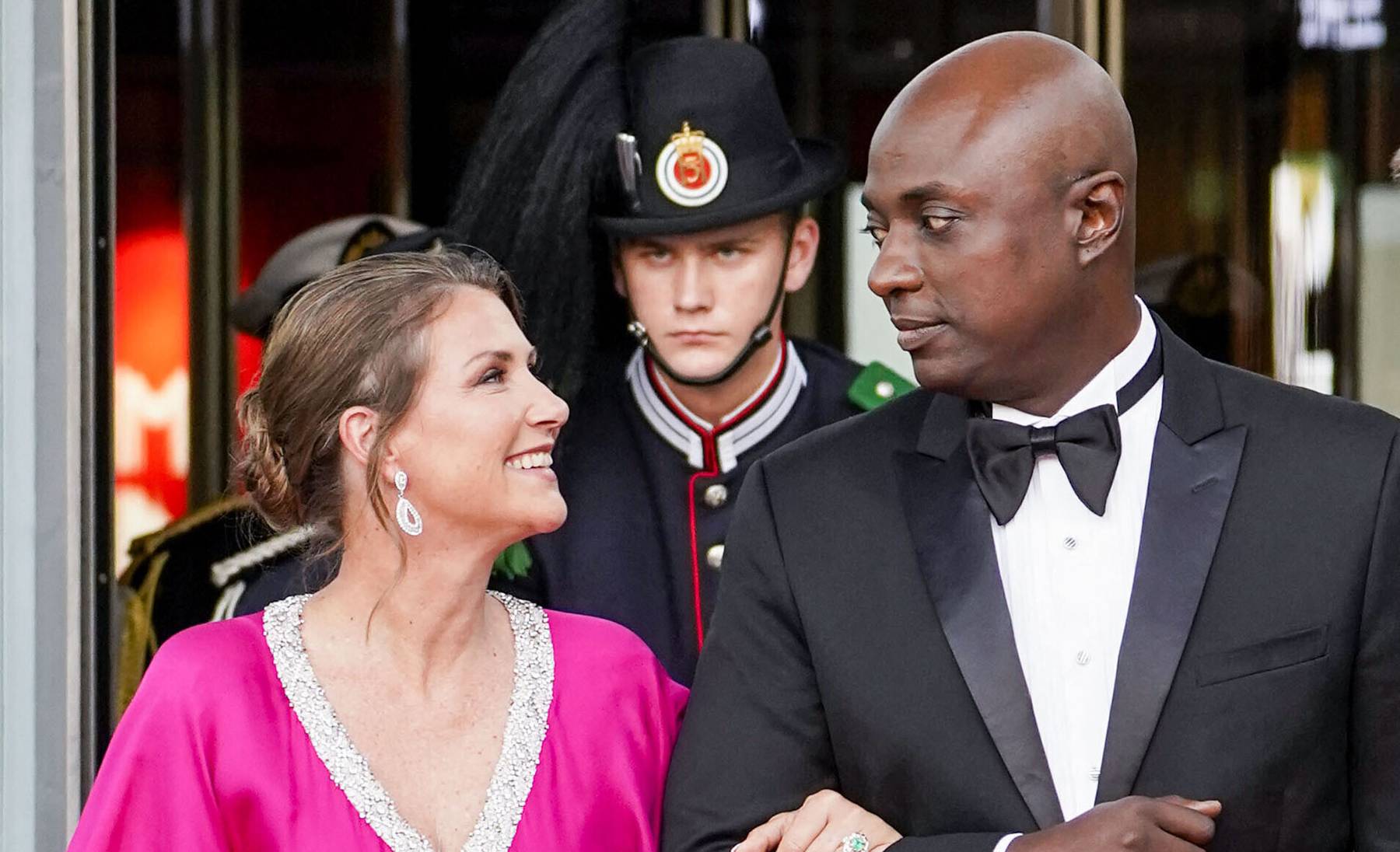 Norra printsess Matha Louise abiellub šamaaniga