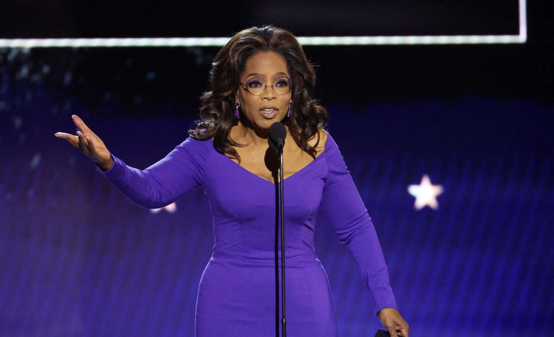 Oprah Winfrey 2024. aasta auhinnagalal Critics' Choice; kaalulangetamise