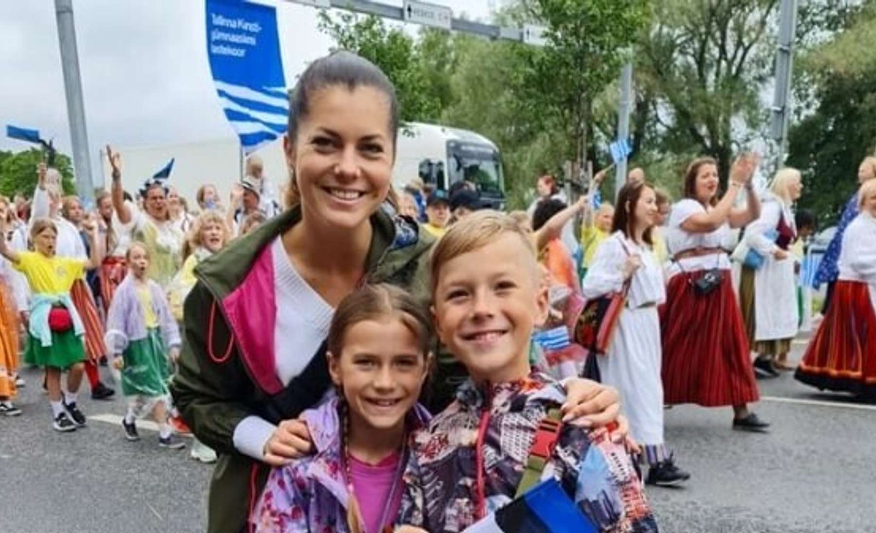 Birgit Sarrap lastega
