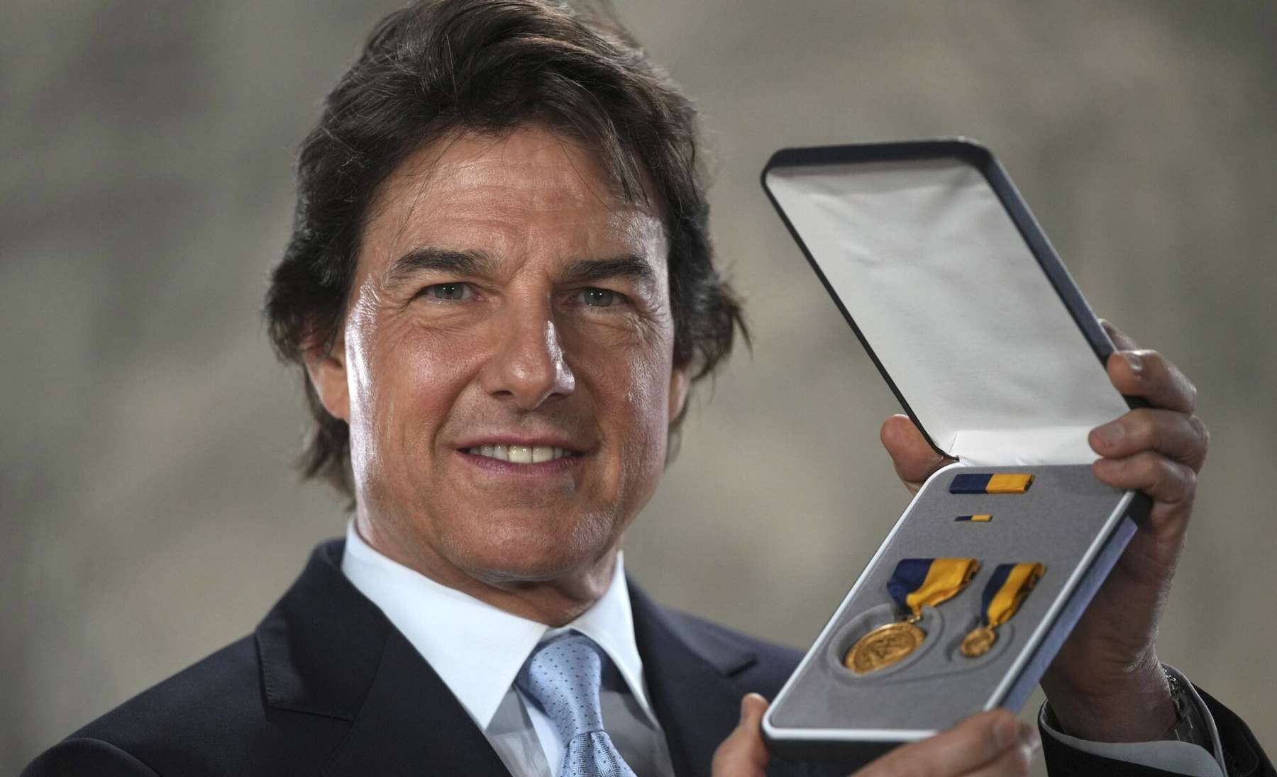 Tom Cruise sai USA mereväelt suurima autasu.