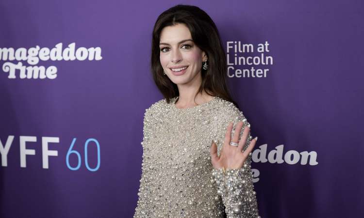 Anne Hathaway