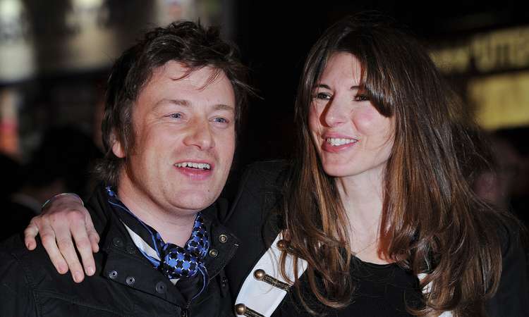 Jamie Oliver ja Jools Oliver.