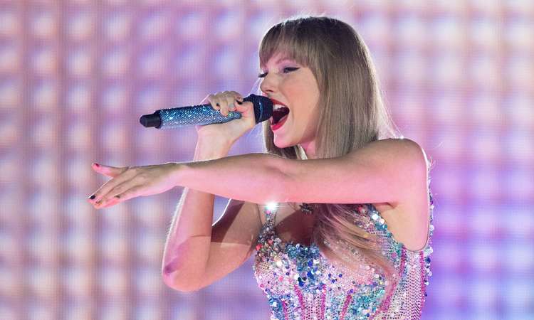 Taylor Swifti kuus aastat kestnud suhe on väidete kohaselt läbi saanud.