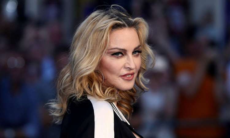 Madonna salvestas enne terviseriket tuntud staariga koos muusikat.