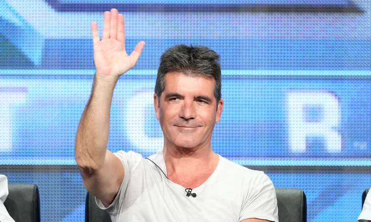 Simon Cowell ehmatas fänne muutunud välimusega.