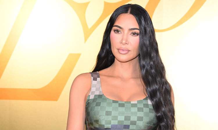Kim Kardashian tunnistas, et murdis õla ja rebestas kõõluse.