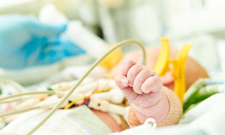 Tallinna Pelgulinna sünnitusmaja enneaegsed beebid saavad annetajate toel elupäästva raviaparatuuri.