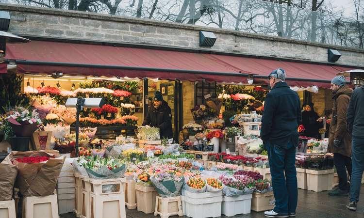 Tallinna Viru tänava lillekioskid müüsid naistepäeval 260 000 lille.