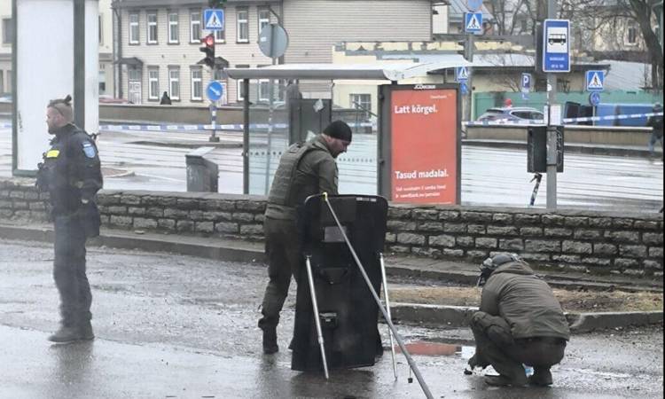 Mees peeti kinni Tallinna bussijaama juures, kus päästjad kontrollisid ohtu.