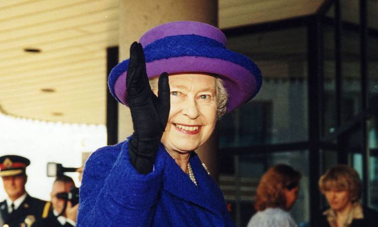 Kuninganna Elizabeth II jaoks püstitati omapärane kuju