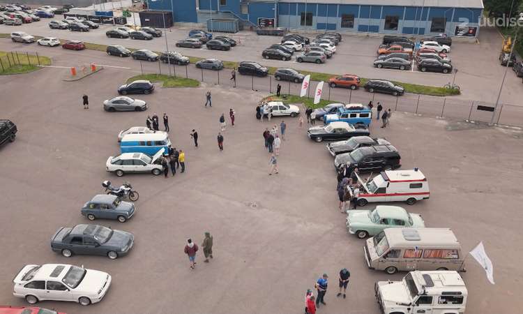 TV3 uudised: kas 37 aastat vana Ford peab vastu? Ojang ja Sukk startisid Sierradega Inglismaad vallutama 