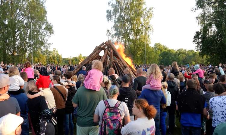 TV3 uudised: 100 eurot pileti eest? Pole probleemi! Mida teevad eestlased jaanipühadel?