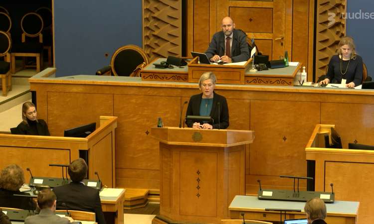 TV3 uudised: riigikogu ei rutta Ülle Madiset Kadriorgu saatma