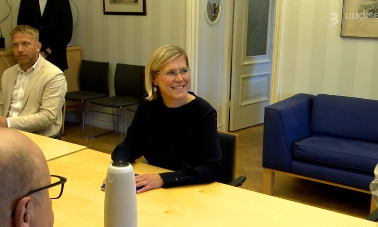 TV3 uudised: Kes on presidendiks pürgiv Ülle Madise?