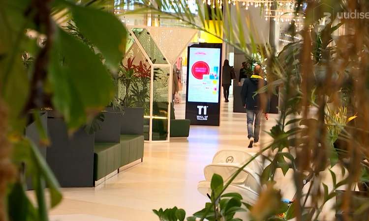 TV3 uudised: veebitest aitab leevendada üksildustunde sümptomeid 7.10.2026 Üksildustunne on küllaltki ebameeldiv ja hiljutine uuring näitab, et seda esineb eestlaste seas aina rohkem. Kusjuures kõige üksildasemad pole enam eakad, vaid noored. Kindlat võluravimit selle vastu pole, kuid abiks võib tulla uus internetis täidetav test. Reporter: Stiven Uke