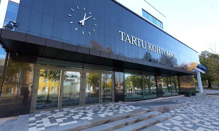 TV3 uudised: Tartus on kohtupingis naine, kes väidetavalt võttis alaealiselt lapselt vabaduse