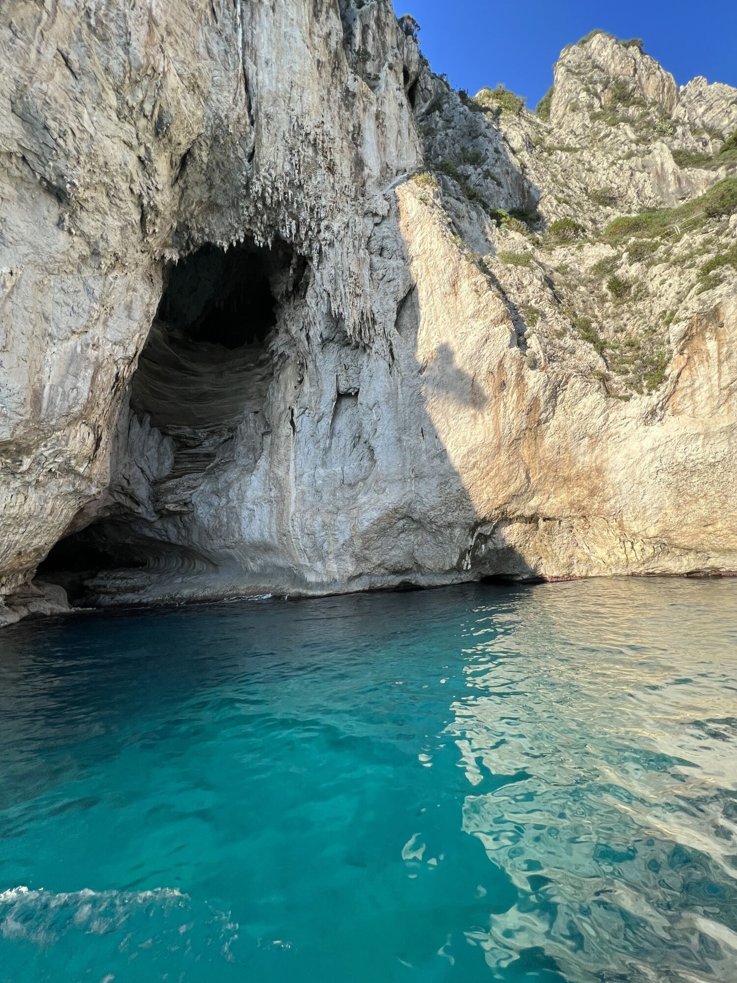 Capri saare kristallselge vesi