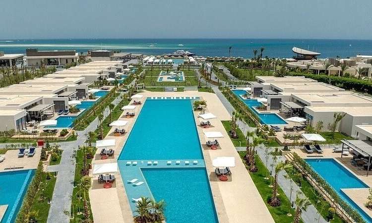 Rixos Premium Magawish Bay View