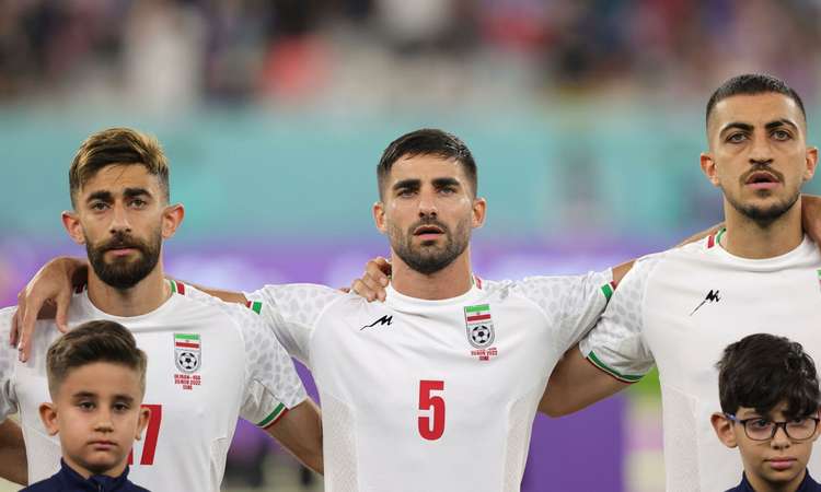 iraan-jalgpall