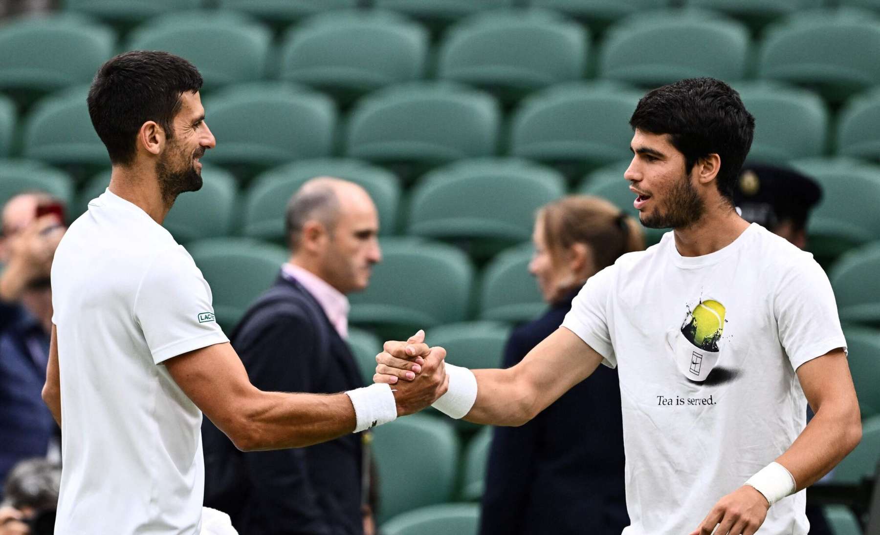 Novak Djokovic ja Carlos Alcaraz (paremal)