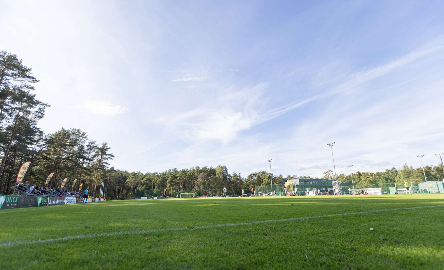 Männiku staadion eelmise hooaja 16. septembri FC Nõmme Unitedi ja FC Elva vahelises kohtumises
