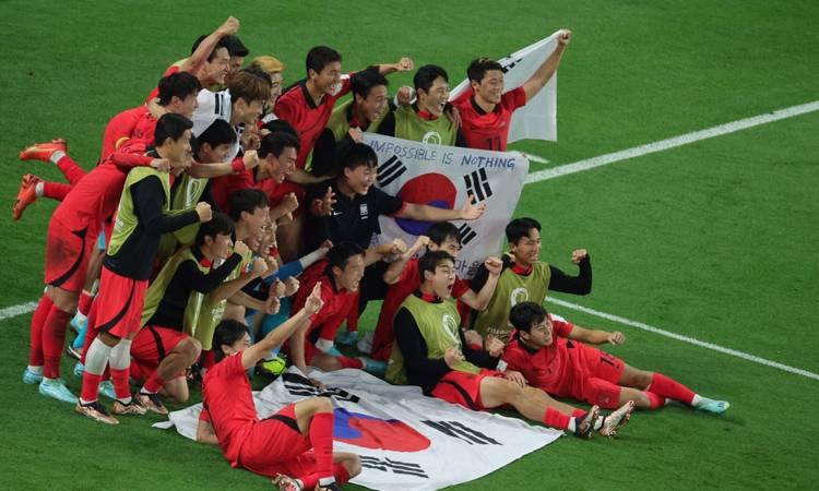 louna-korea-jalgpall