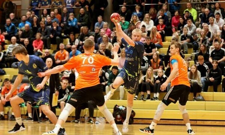 Karikafinaalis kohtunud Viljandi ja Tapa selgitavad Balti liiga finaalturniirile pääseja