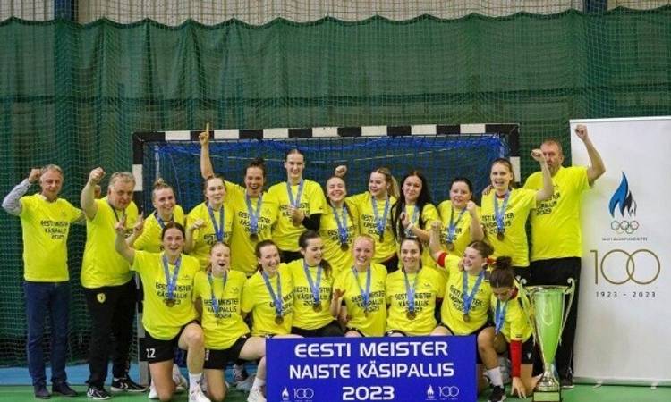 Aruküla/MIstra tuli Eesti naiste käsipallimeistriks