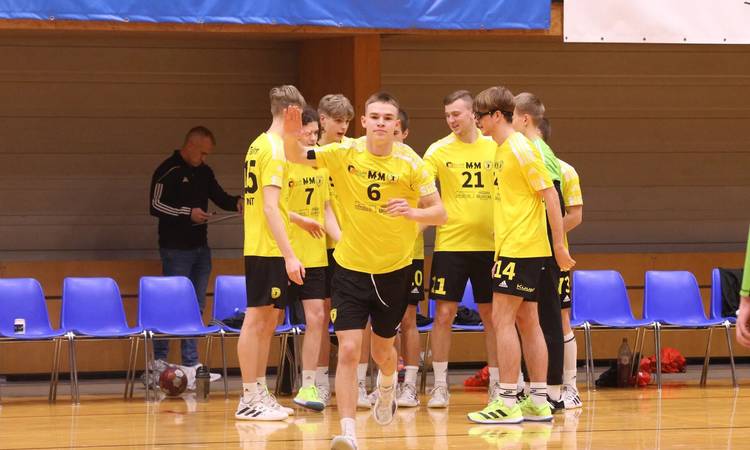 Eelmises voorus pika kaotuseseeria katkestanud HC Tallinn läheb sel nädalal uue treeneriga eesotsas vastamisi Põlva Servitiga