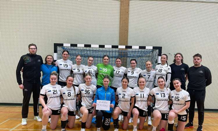 Eesti naiste käsipallikoondis kutsub koos EOK-ga valge kaardi päeval oma perekonda ja toetajaid tänama