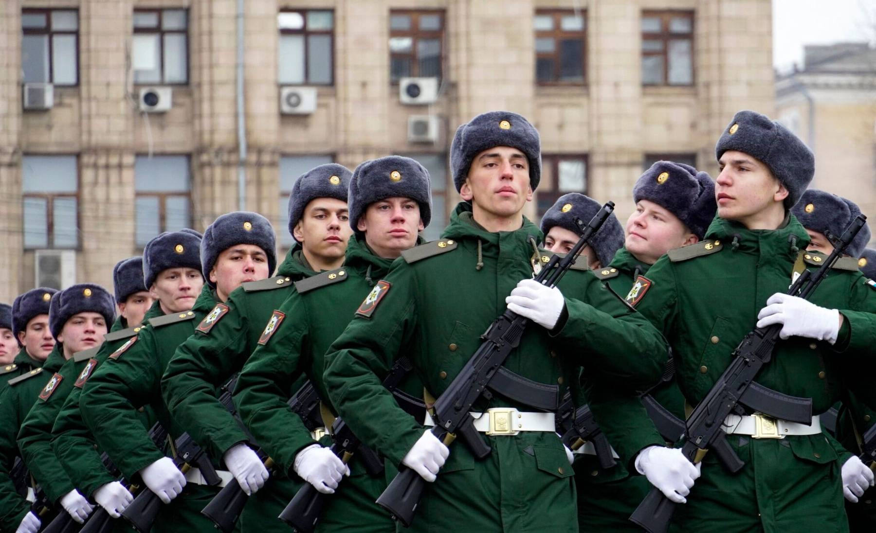 Vene sõdurid paraadil