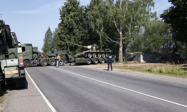 Narva tank